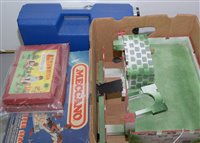 Lot 1665 - Meccano and Bayko