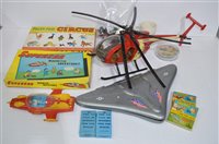 Lot 1692 - Flying vehicles