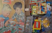 Lot 1695 - Lego
