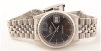 Lot 462 - Rolex: Datejust watch.