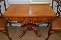 Lot 701 - Victorian tea table