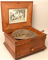 Lot 69 - An Imperial symphonion disc musical box and discs.