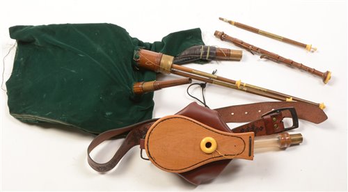 Lot 27 - Set of Northumbrian pipes