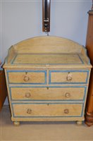 Lot 607 - Painted chest of drawers