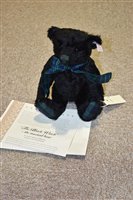 Lot 1136A - Steiff The Black Watch bear