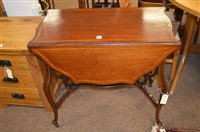 Lot 734 - Folding table