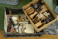 Lot 570a - Doll's house furniture