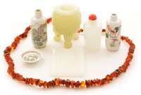 Lot 15 - Chinese ceramic items.
