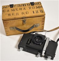 Lot 120 - 70mm Komlosy No 129 aerial camera boxed