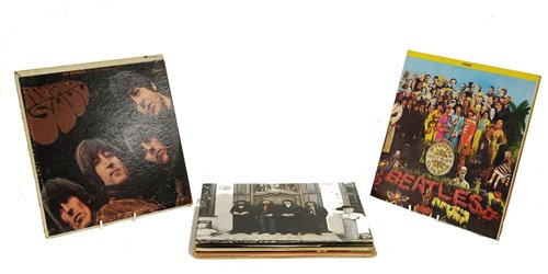 Lot 281 - Beatles records