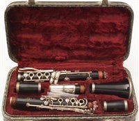 Lot 26 - selmer Clarinet