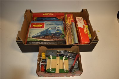 Lot 174 - Triang train set