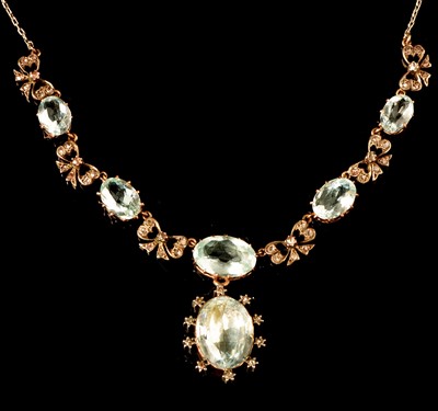 Lot 611 - Aquamarine and diamond necklace