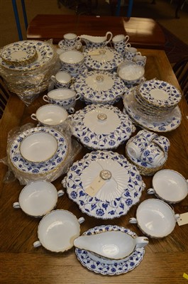 Lot 658 - Spode dinner service