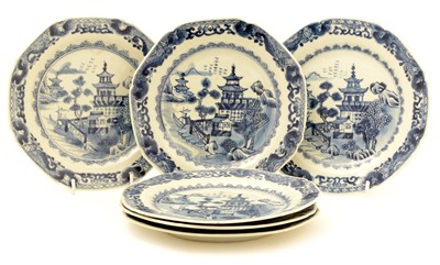 Lot 378 - A set of six late 18th/early 19th Century Chinese Export blue and white dessert plates.