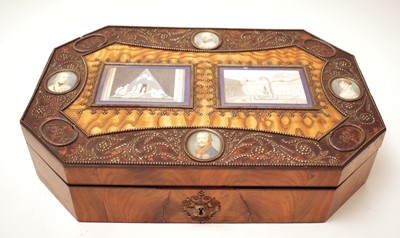 Lot 986 - An early 19th century memoriam box