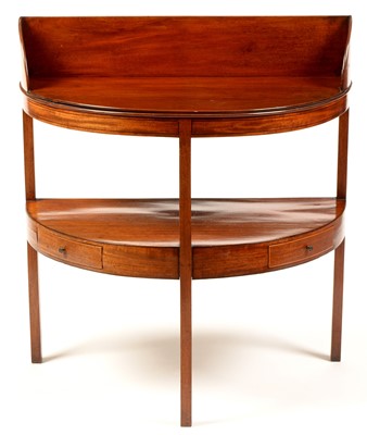 Lot 755 - A George III mahogany wash stand.