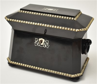 Lot 426 - Tea caddy