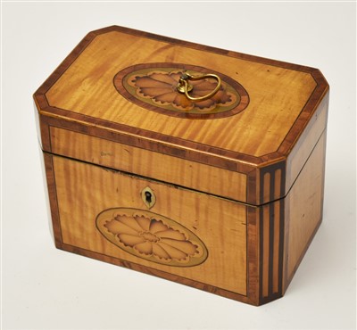 Lot 429 - Tea caddy
