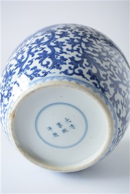 Lot 359 - A pair of late 19th Century Chinese blue and white porcelain ginger jars and covers.