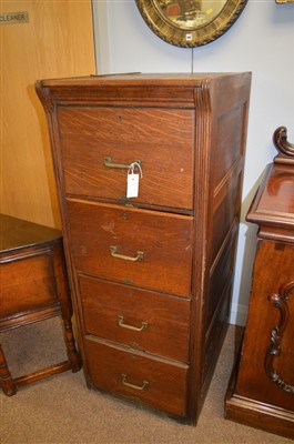 Lot 869 - Filing cabinet