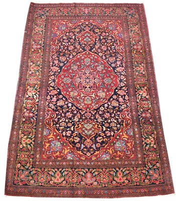Lot 713 - Isfahan rug