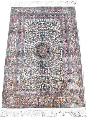 Lot 728 - Silk rug