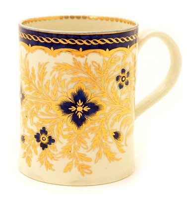 Lot 78 - A Caughley porcelain cylindrical mug.