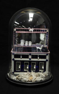 Lot 479 - A Victorian novelty glass frigger.