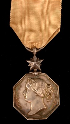 Lot 1845 - Arctic Discoveries medal