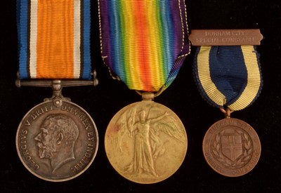 Lot 1637 - Pair First World War medals
