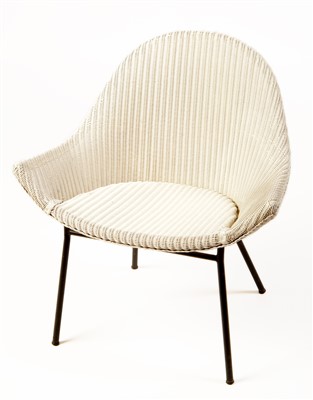 Lot 1567 - A Loom pattern wing style bedroom chair.