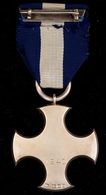 Lot 1542 - Distinguished Service Cross