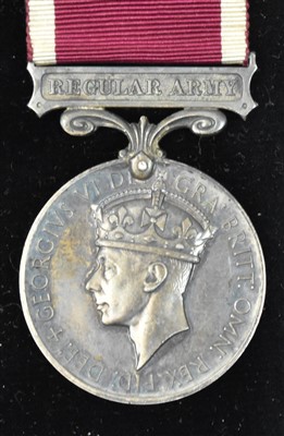 Lot 1800 - Army Long Service and Good Conduct medal