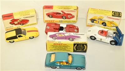 Lot 183 - Dinkys cars