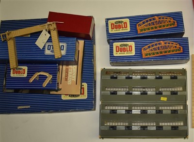 Lot 163 - Hornby Dublo