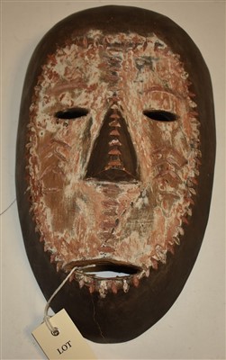 Lot 290 - Dan mask