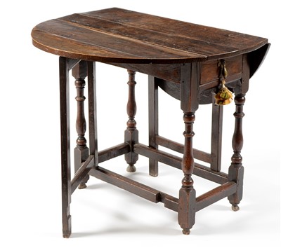 Lot 758 - 18th Century oak drop leaf table