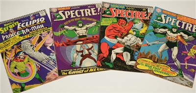 Lot 1425 - Showcase Presents Comics