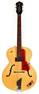 Lot 53 - 1958 Hofner Senator archtop guitar