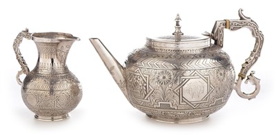 Lot 221 - Chinoiserie decorated Teapot and Milk Jug