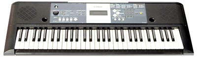 Lot 39 - A Yamaha YPT-230 Keyboard