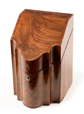 Lot 281 - George III knife box