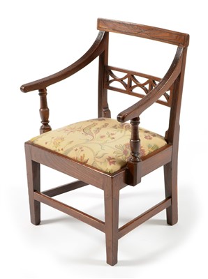 Lot 771 - Child's chair