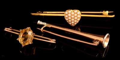 Lot 87 - Three Brooches