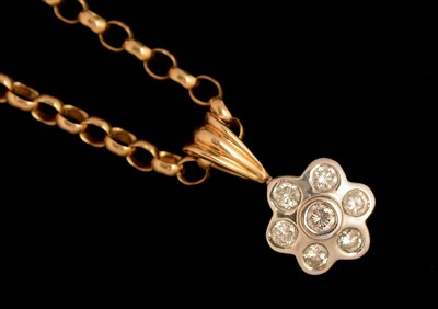 Lot 105 - Diamond pendant