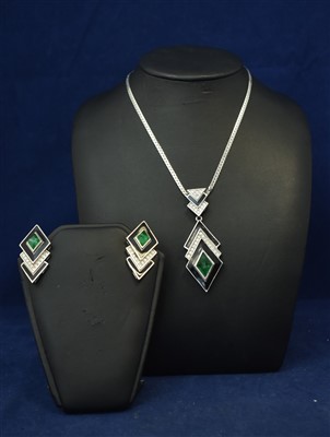 Lot 105 - Christian Dior necklace and earrings