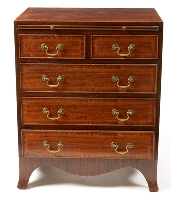 Lot 767 - Georgian style chest of drawers