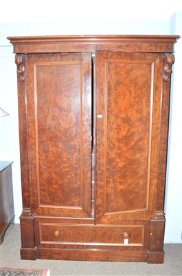 Lot 607 - Wardrobe