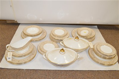 Lot 386 - Royal Doulton dinner set